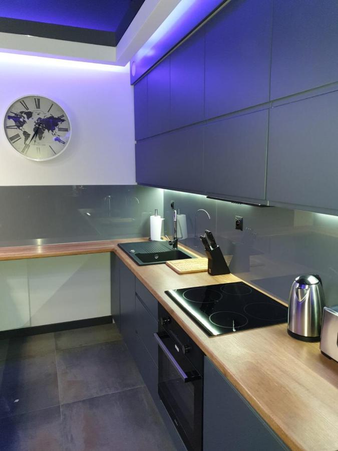Apartament Skarbowa 1& Parking 莱什诺 外观 照片