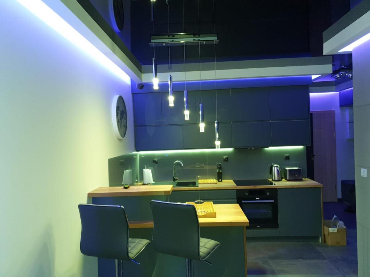 Apartament Skarbowa 1& Parking 莱什诺 外观 照片